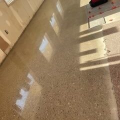 polishcretefloors image flooring type2